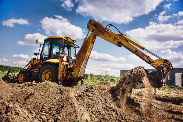 Cost of Backhoe Digging Service in Dubuque